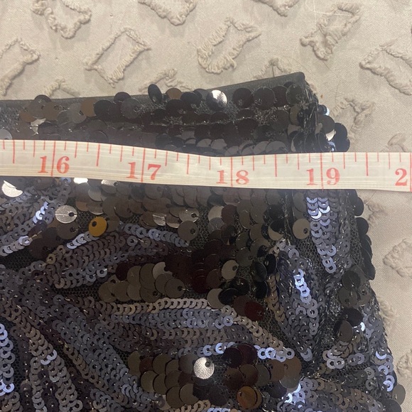 Boohoo Plus Size Sequins Skirt Size 14 - Picture 7 of 9